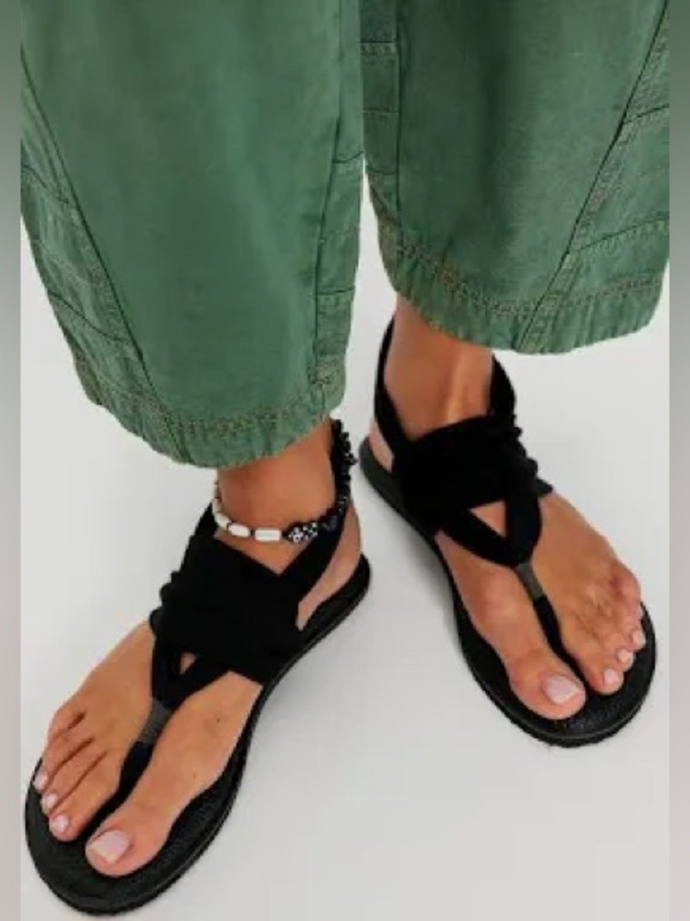 Sanuk Women's Yoga Sling 2 black sandal Sz.8